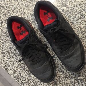 Under Armour Men's Black and Red Sneakers